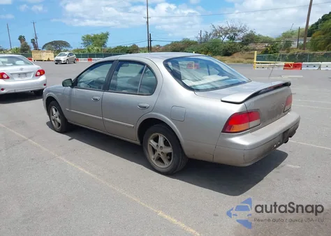 1998 Nissan Maxima Gle/Gxe/Se z USA, uszkodzony, nr VIN JN1CA21DXWT530901